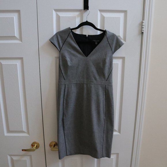 Banana Republic Sheath Dress NWT - Picture 3 of 6